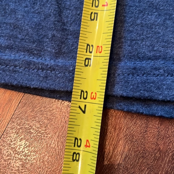 2 like new Time and True red and blue v neck T-shirts - Picture 5 of 9